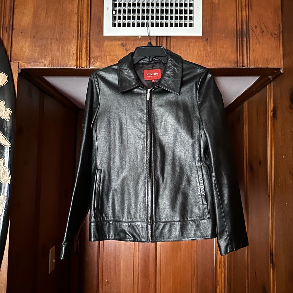 Vintage Leather Jacket with zipper